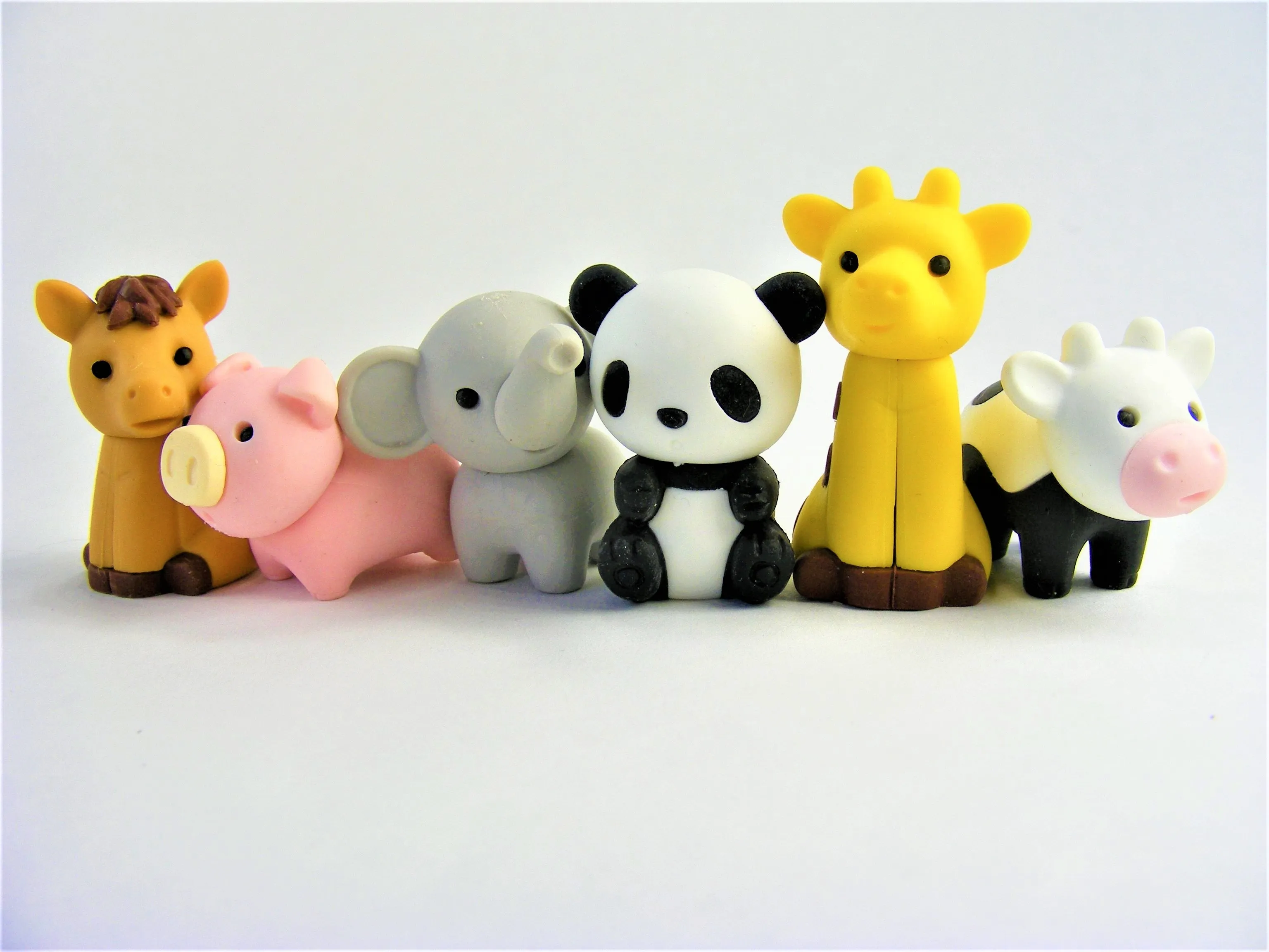 38032 IWAKO ZOO ANIMAL ERASERS-60