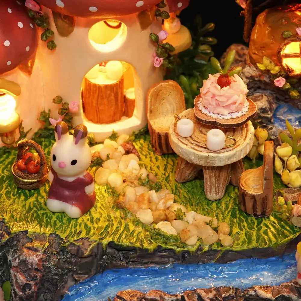 "Garden Diary" Miniature Dollhouse Kit