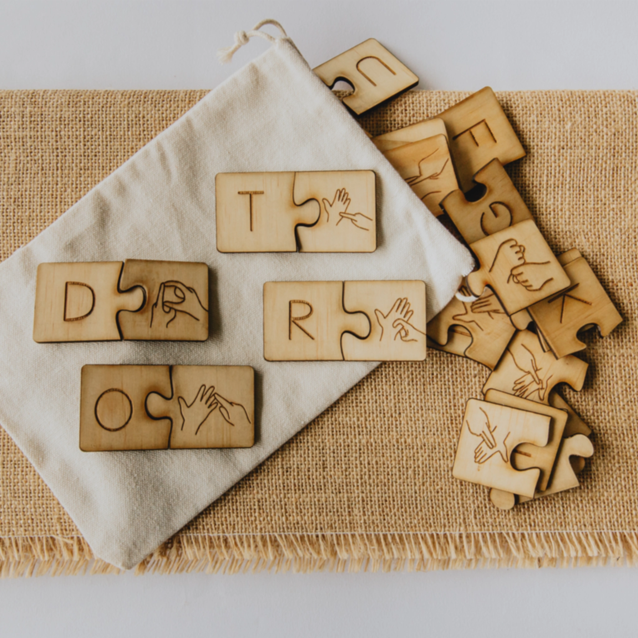 Auslan - Alphabet Puzzle