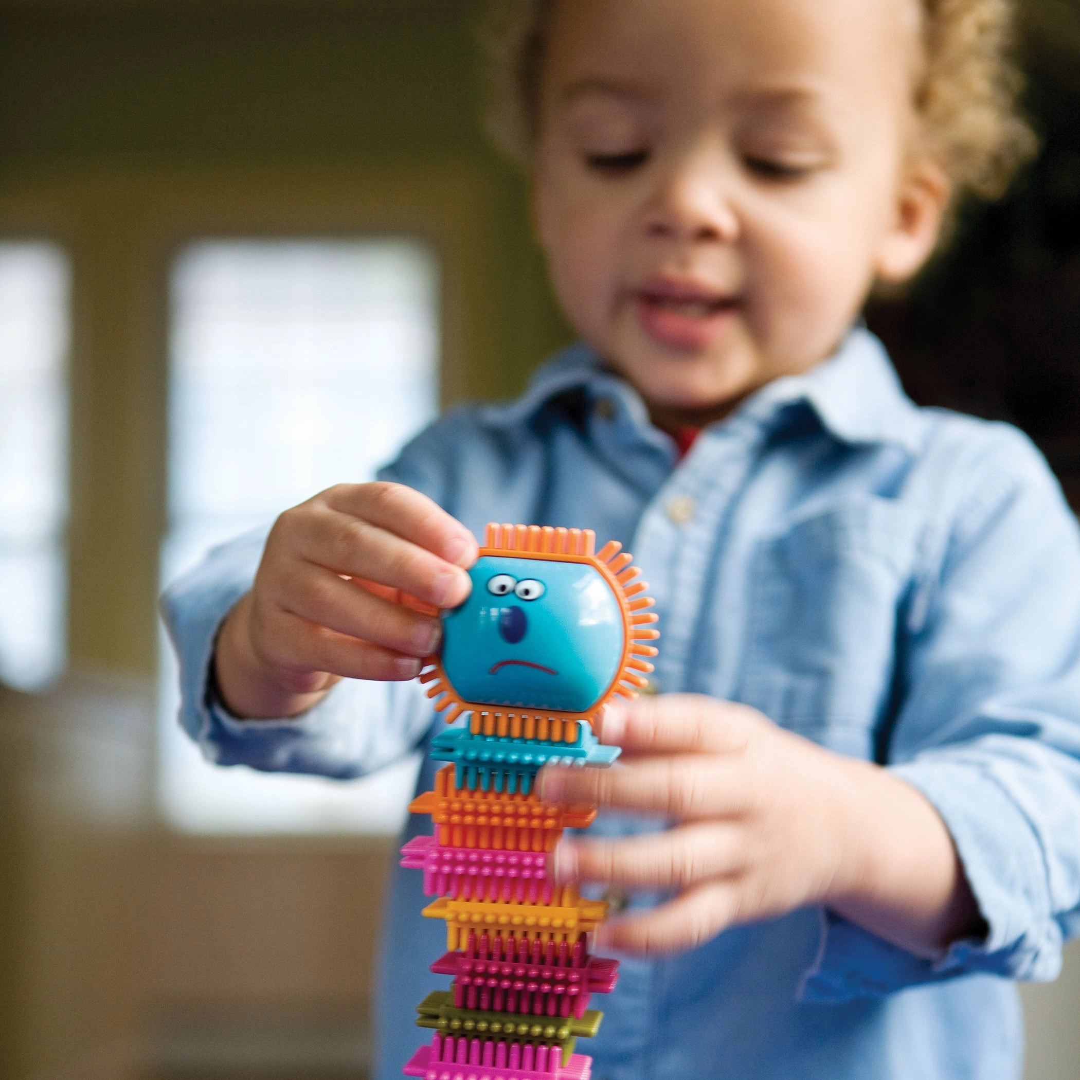 B. toys – Bristle Block - Spinaroos