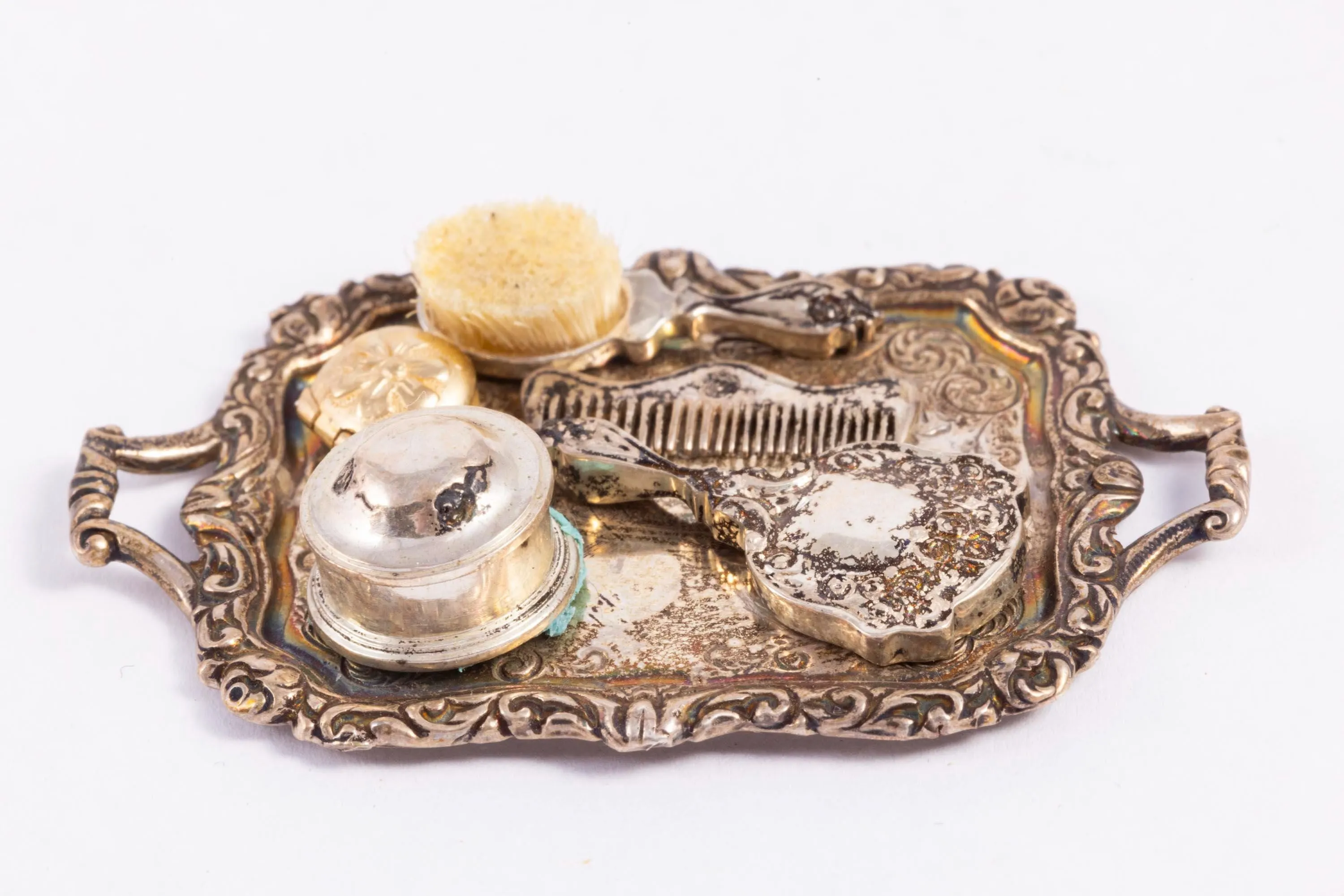 Dollhouse Miniature ~ Sterling Silver Ladies Vantiy with Working Compact, Guglielmo Cini & Pete Acquisto - Lee Lefkowitz Estate