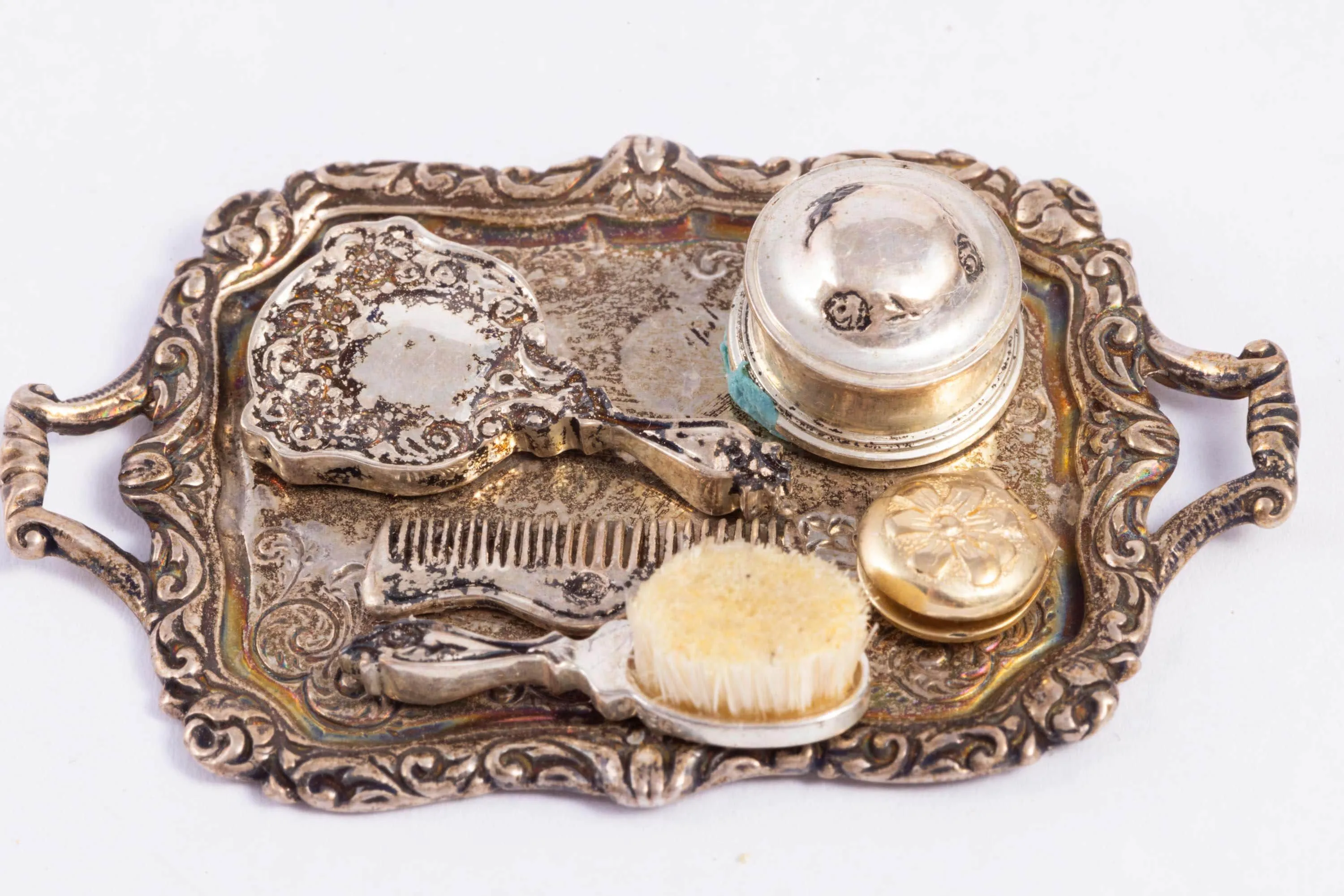 Dollhouse Miniature ~ Sterling Silver Ladies Vantiy with Working Compact, Guglielmo Cini & Pete Acquisto - Lee Lefkowitz Estate