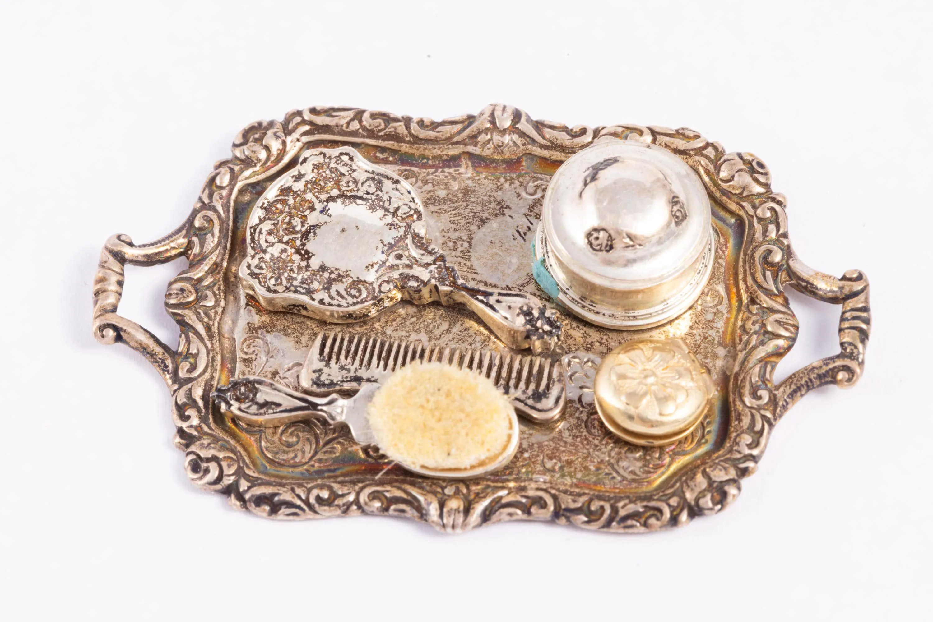 Dollhouse Miniature ~ Sterling Silver Ladies Vantiy with Working Compact, Guglielmo Cini & Pete Acquisto - Lee Lefkowitz Estate