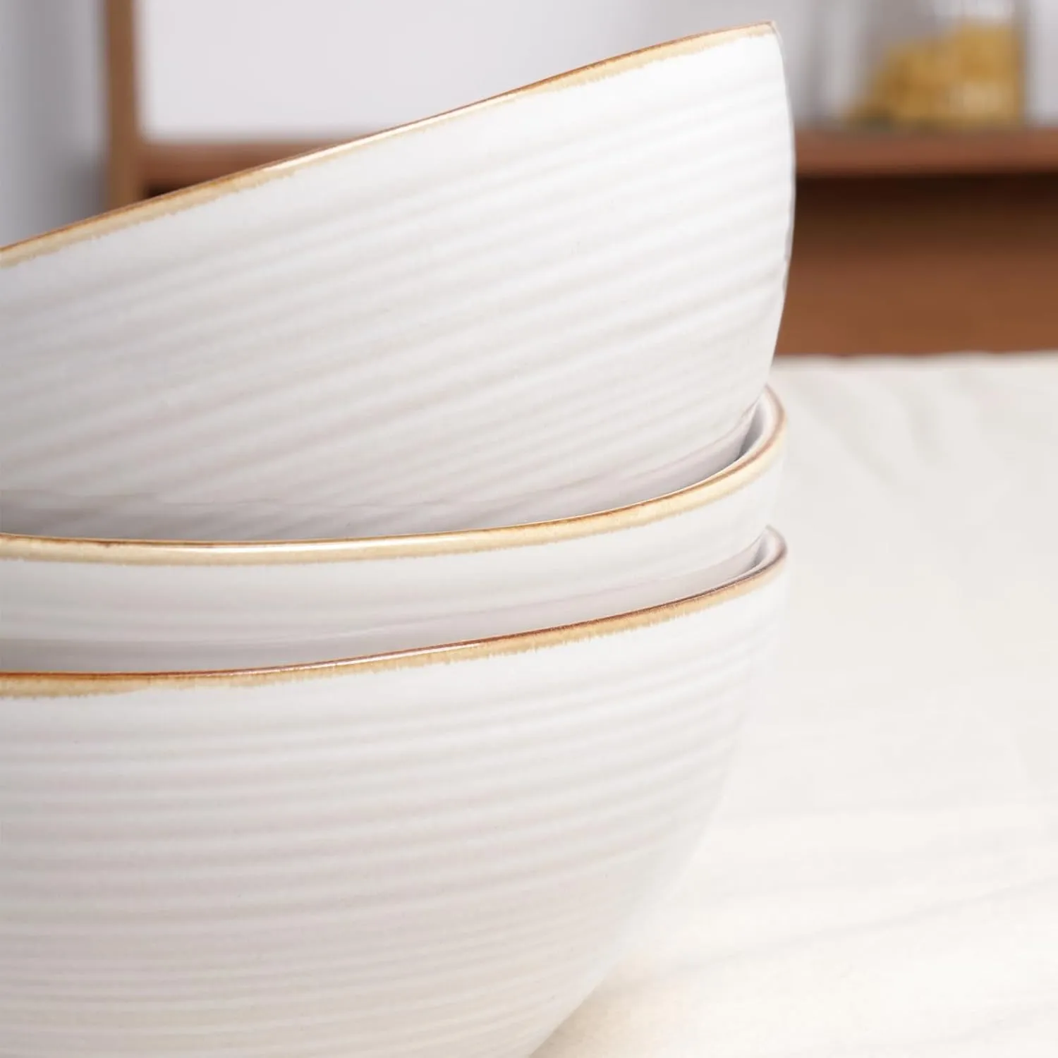 Famiware Tempus Cereal Bowls Set of 6, 20 oz Salad & Soup Bowls - Dishwasher & Microwave Safe - Antique White