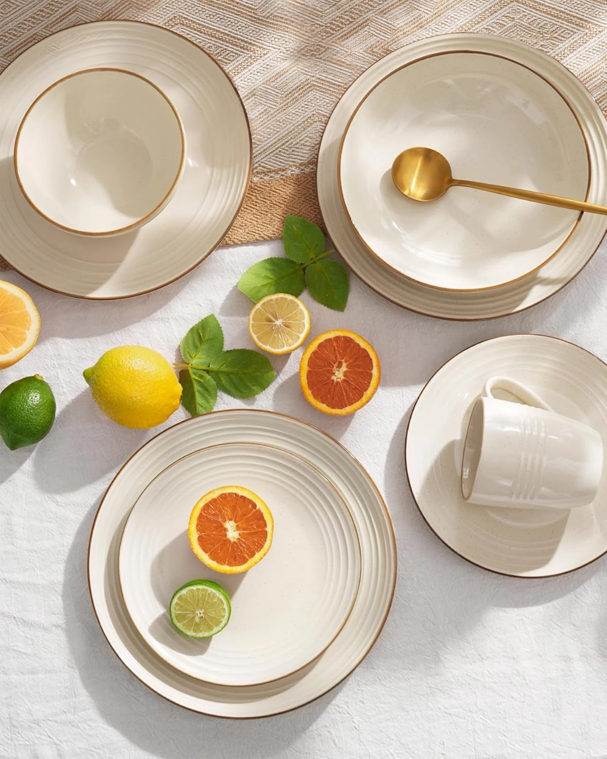 Famiware Jupiter Dinnerware Set, Plates and Bowls Dish Sets for 4 (12 Pieces), Microwave and Dishwasher Safe Stoneware Tableware, Chip and Scratch Resistant, Vanilla White