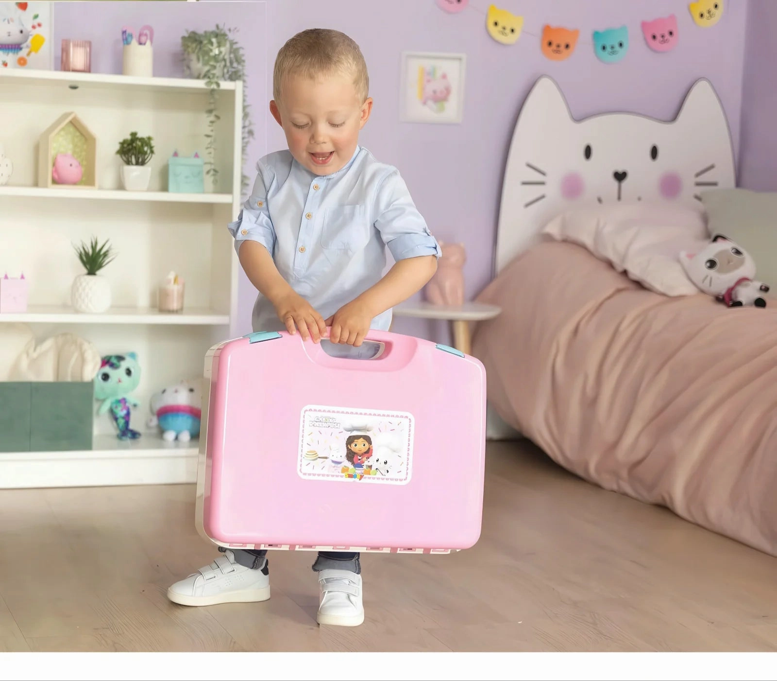 Gabby's Dollhouse Play Kitchen in Suitcase
