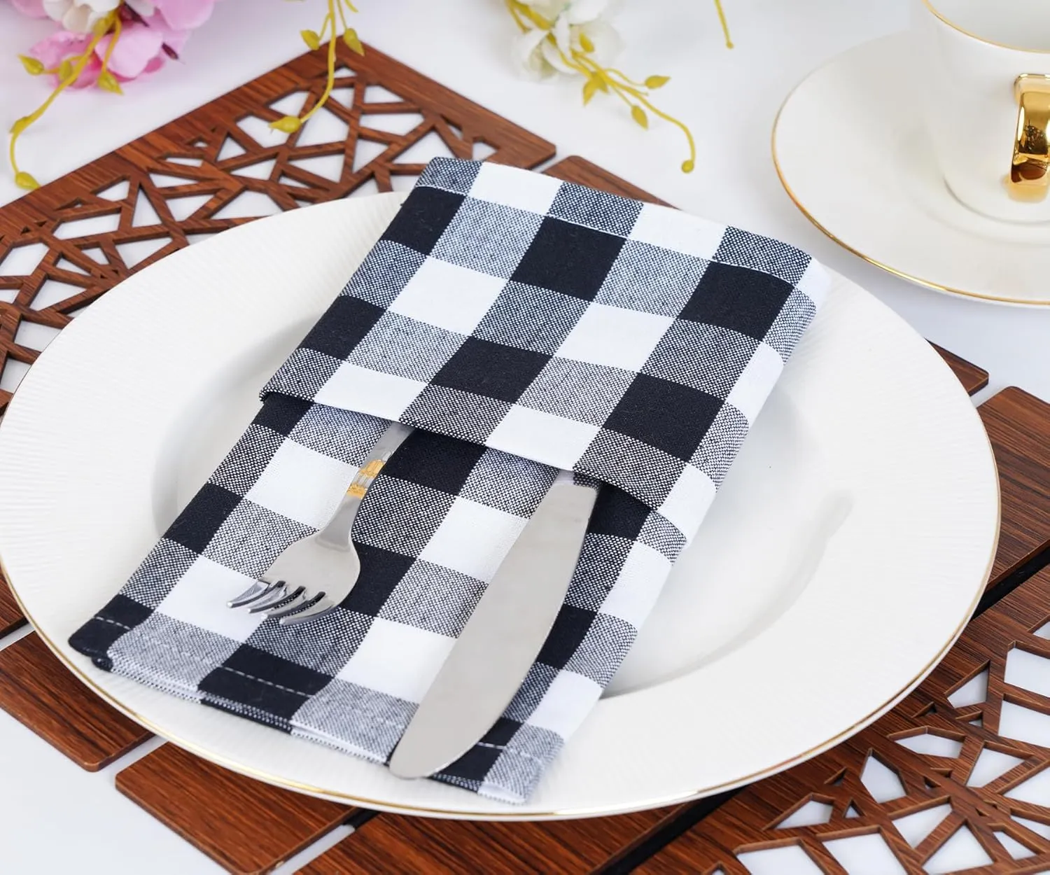 Gingham Buffalo Plaid Cloth Napkins - 100% Cotton Set of 12 Dinner Table Spring Summer Napkins 18x18 inch Soft, Reusable & Washable Perfect for Parties & Everyday Use - Black and White