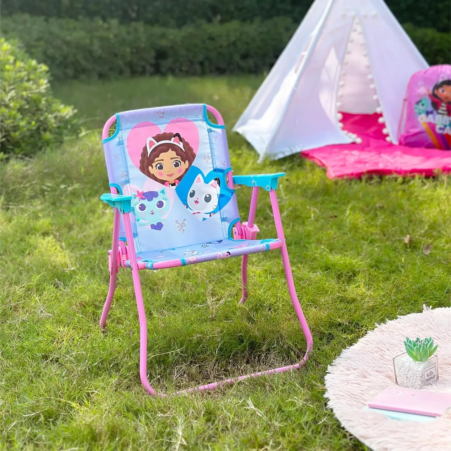 Idea Nuova Gabbys Dollhouse Outdoor Portable Patio Chair with Folding Metal Frame,Ages 3 