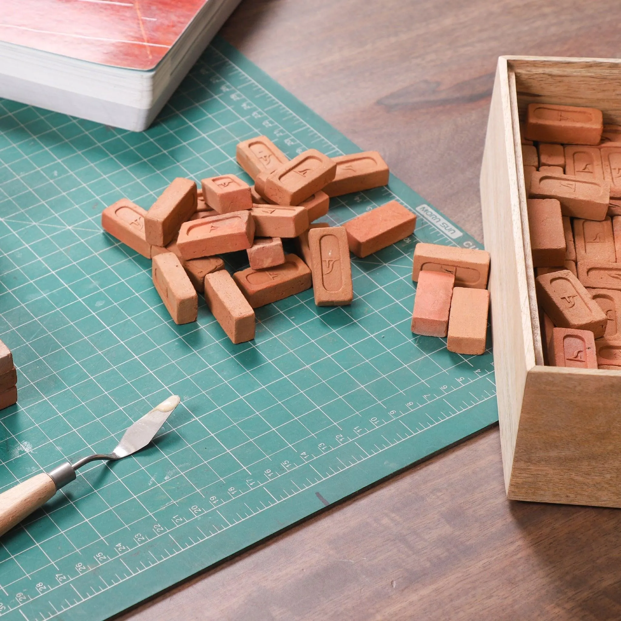 Laurie Bricks - Set of 144