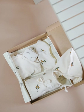 Olive Garden Baby Gift Set