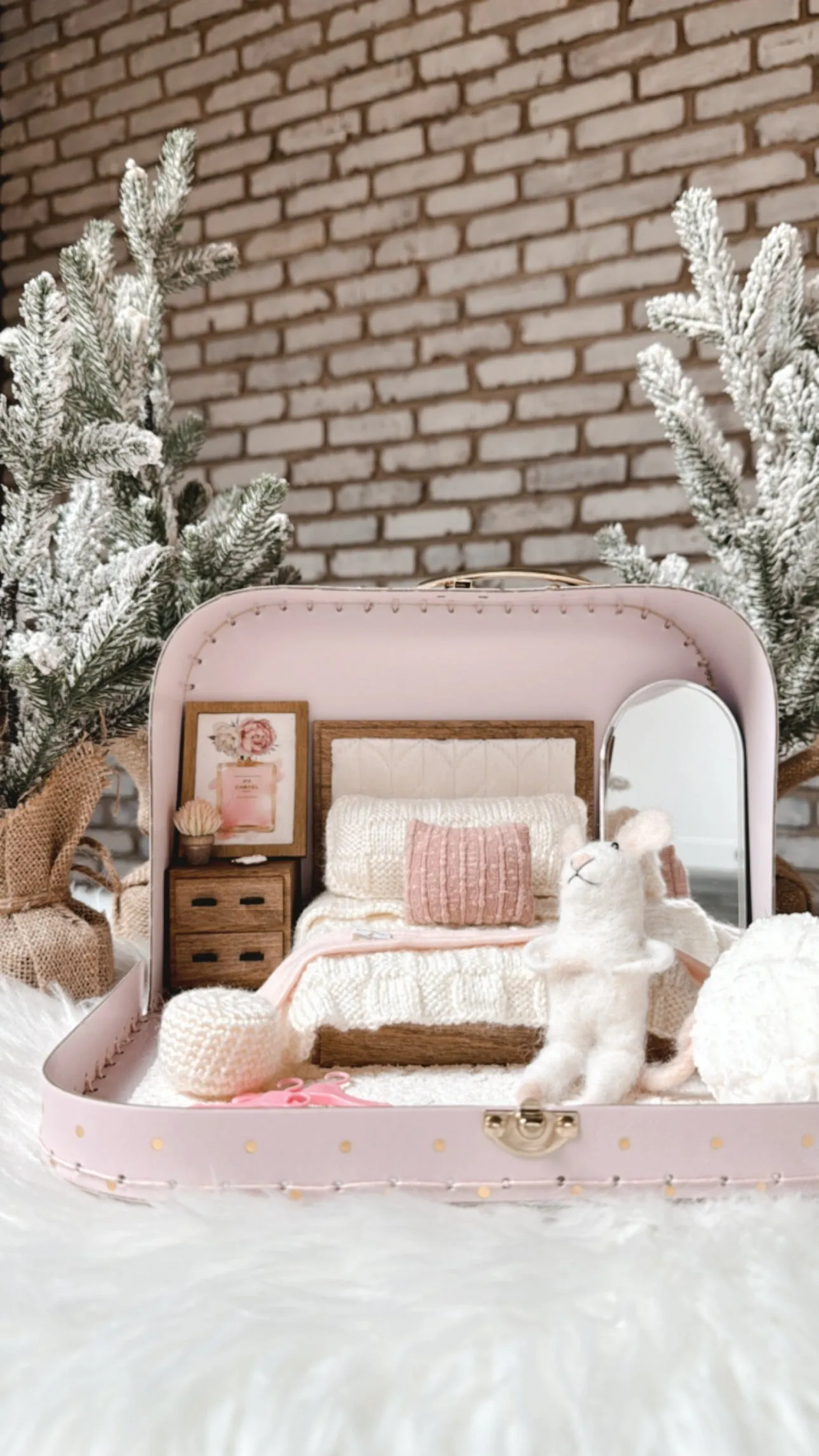 Portable Dollhouse Suitcase