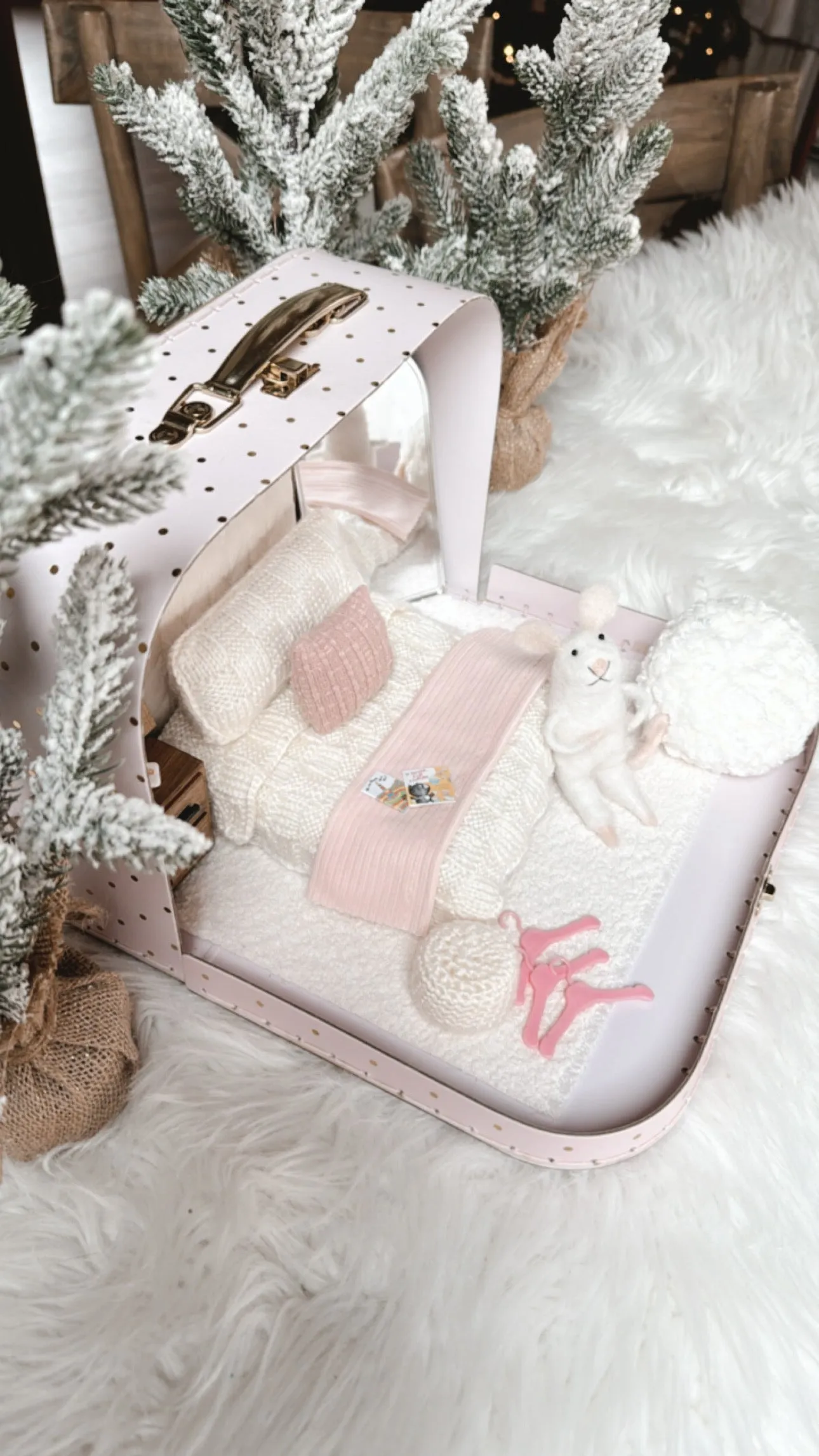 Portable Dollhouse Suitcase