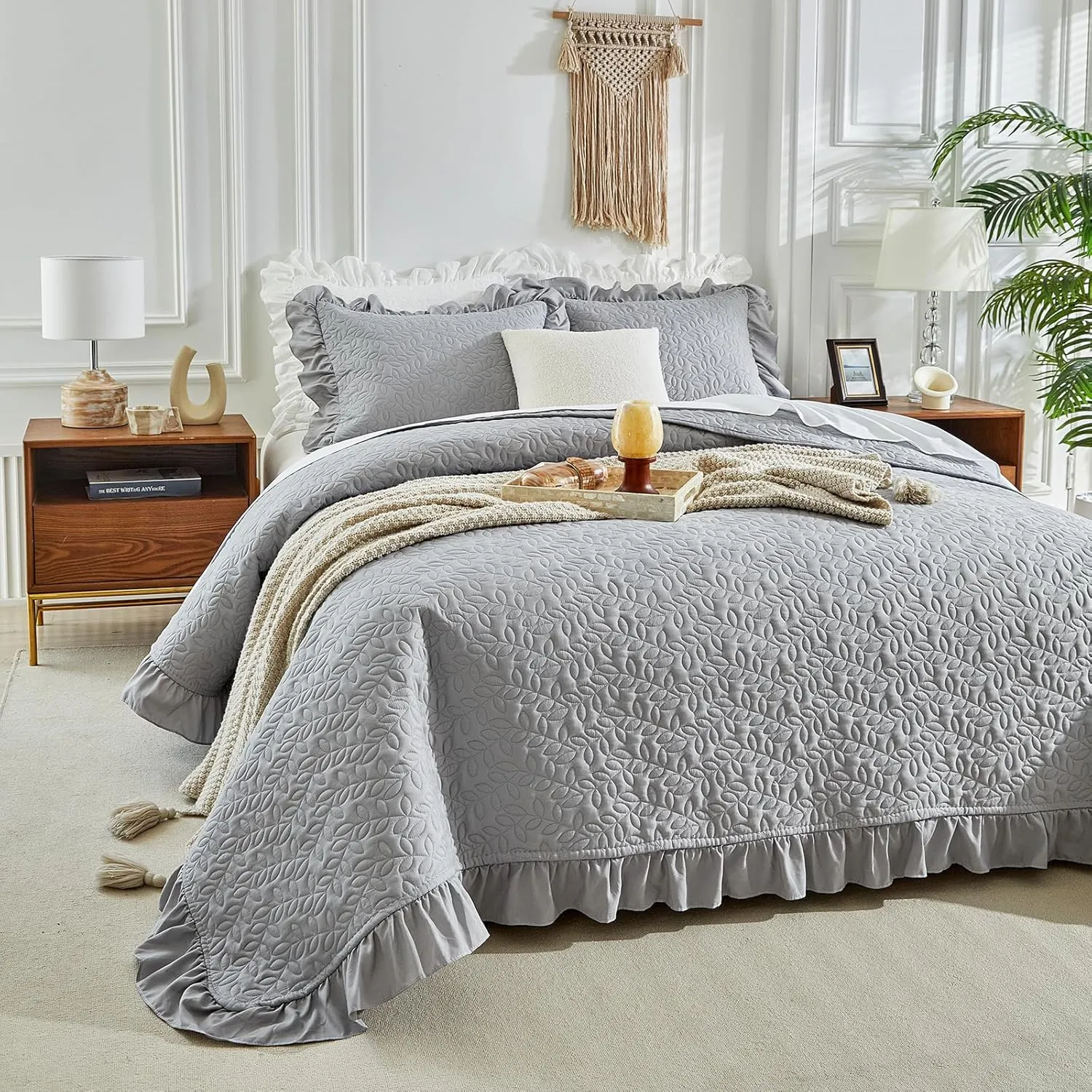 Ruffled Quilt Set Queen Size 96 * 96in - 3 Pieces Solid Shabby Chic Farmhouse Ruffle Bedding Rustic Coverlet & Sets Lightweight Fluffy Summer Oversized Bedspread with Shams for Women Men - Gray