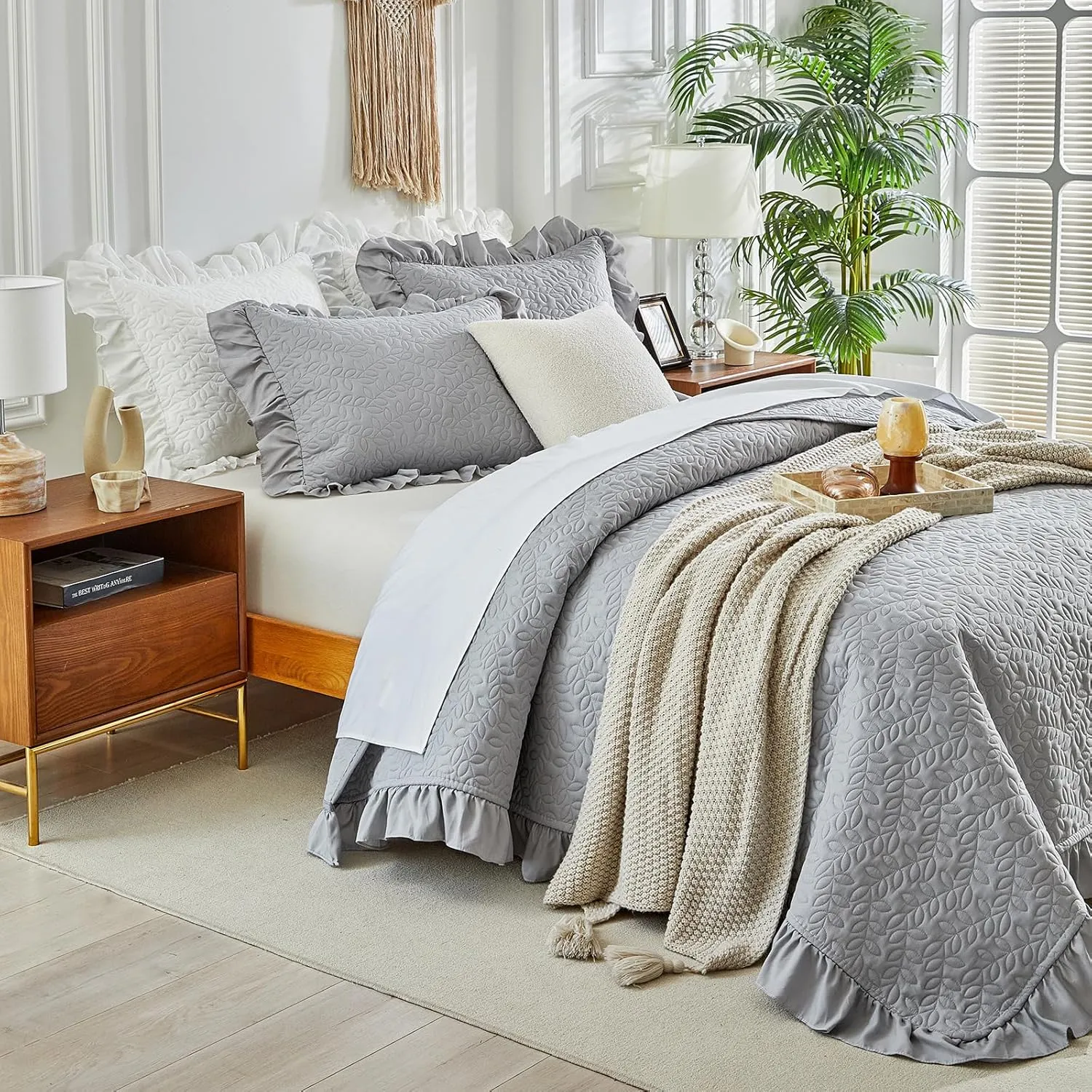 Ruffled Quilt Set Queen Size 96 * 96in - 3 Pieces Solid Shabby Chic Farmhouse Ruffle Bedding Rustic Coverlet & Sets Lightweight Fluffy Summer Oversized Bedspread with Shams for Women Men - Gray