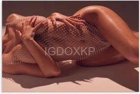 SUKWA Kylie Jenner Model Photography Art Poster Bedroom Sexy Bikini Poster13 Canvas Poster Bedroom Decor Office Room Decor Gift Unframe-style 12x08inch(30x20cm)