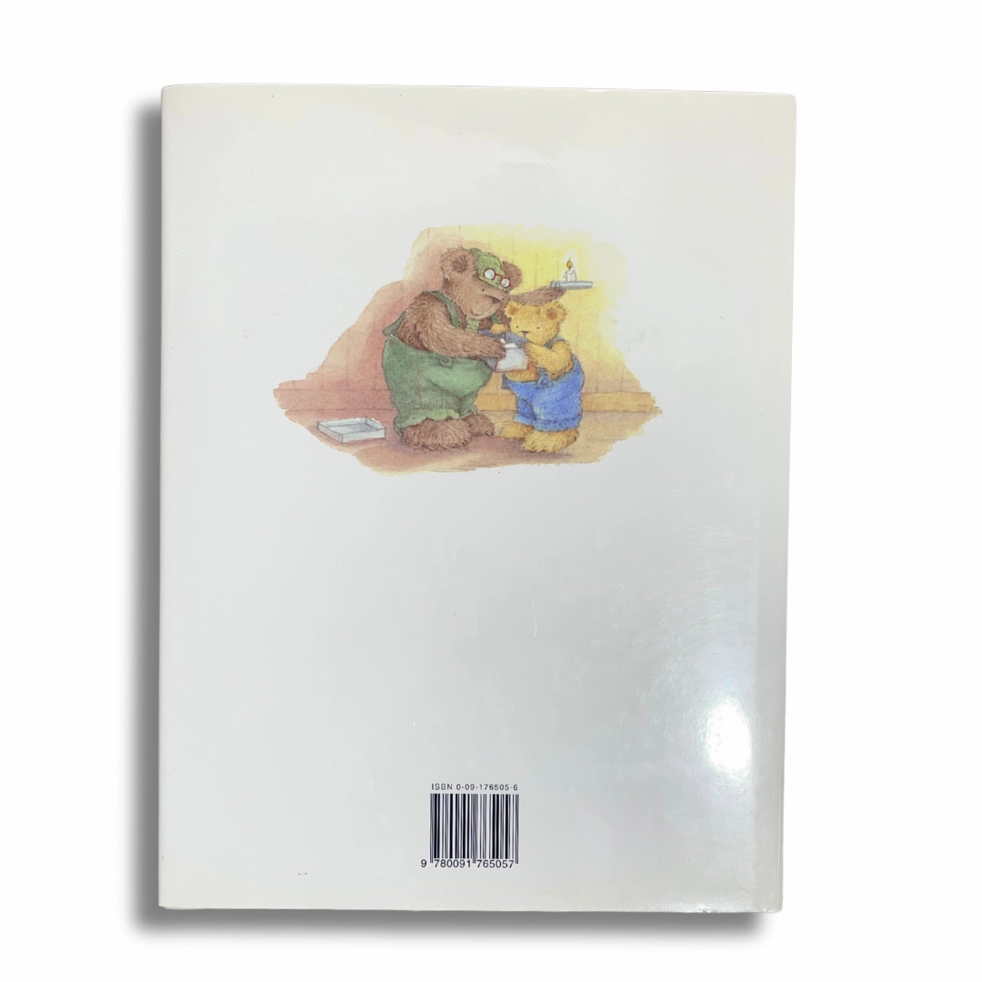 The Hutchinson Treasury of Teddy Bear Tales – Preloved Edition